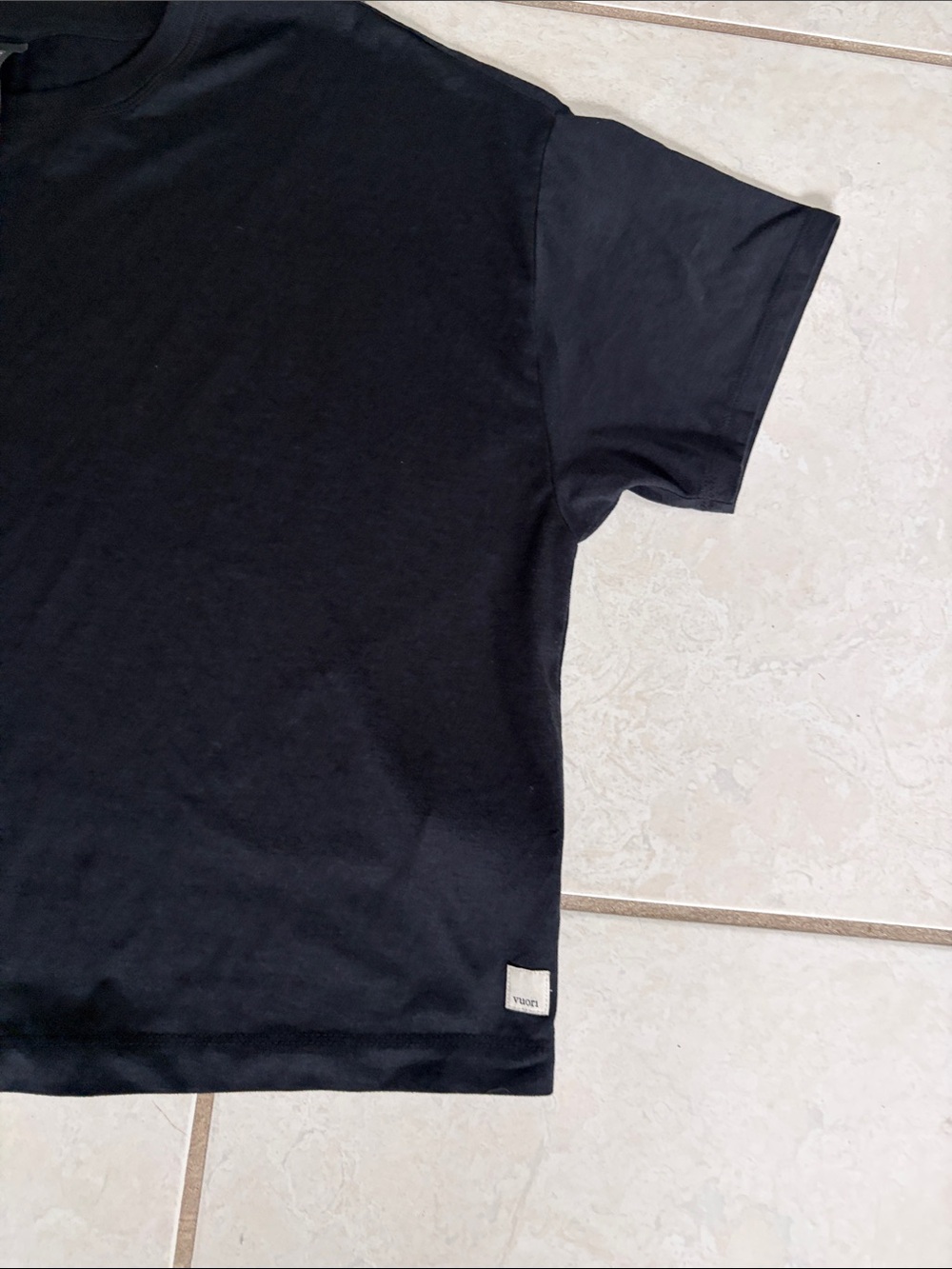 Vuori Black Crewneck Tee - Picture 4 of 6